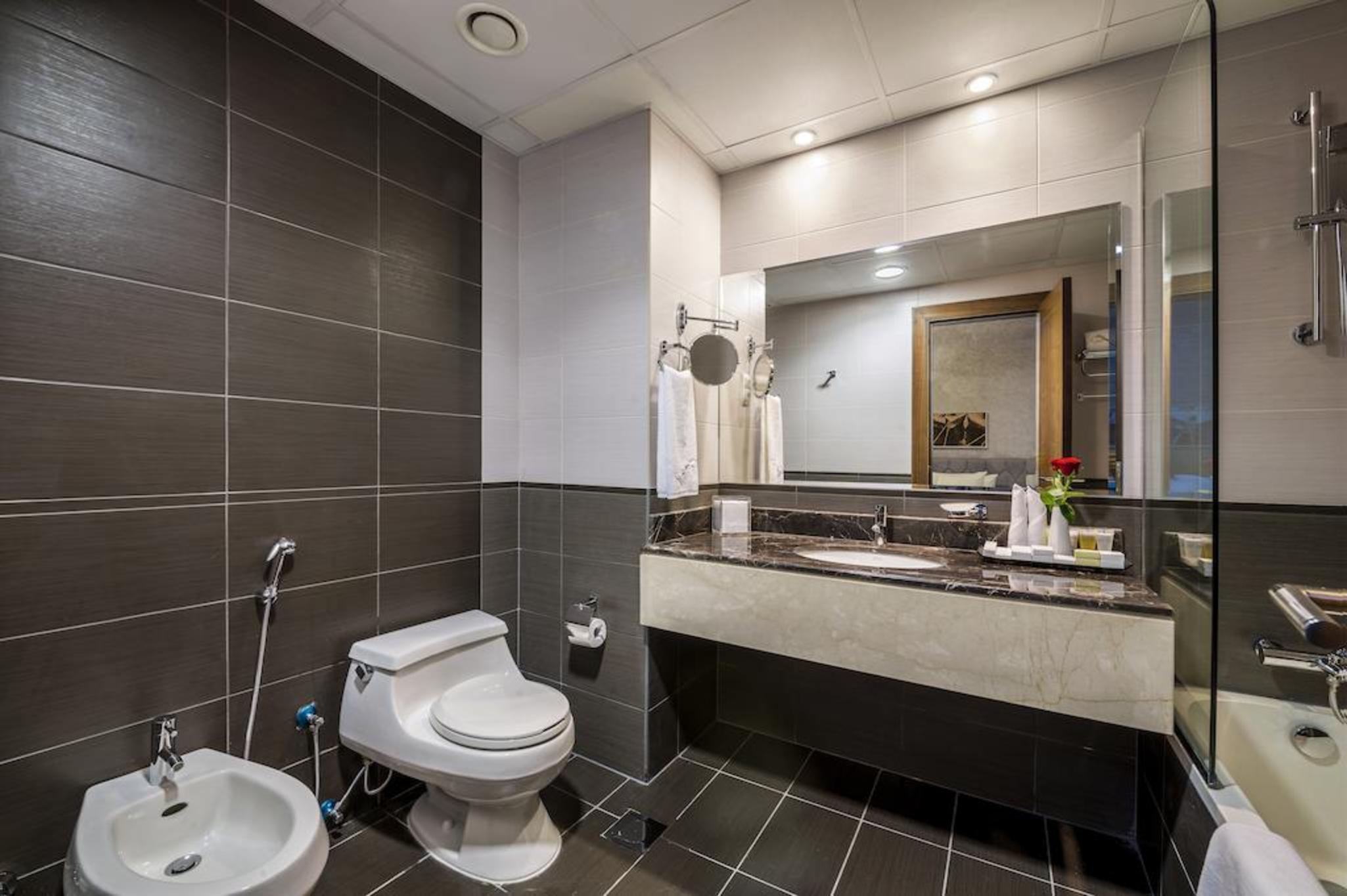 Aparthotel Premiere Marina 4*