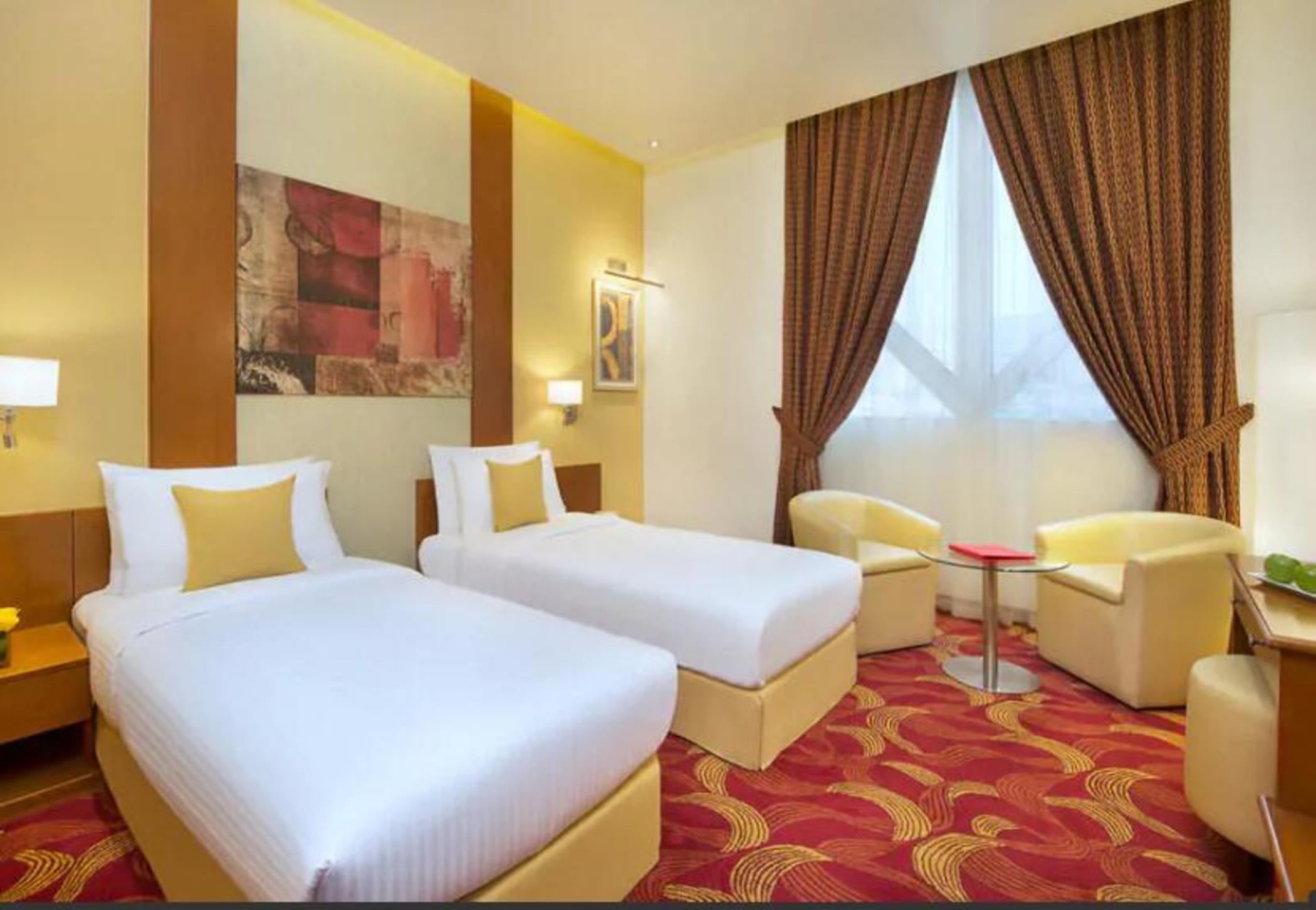 Seasons Towers Bur 4*