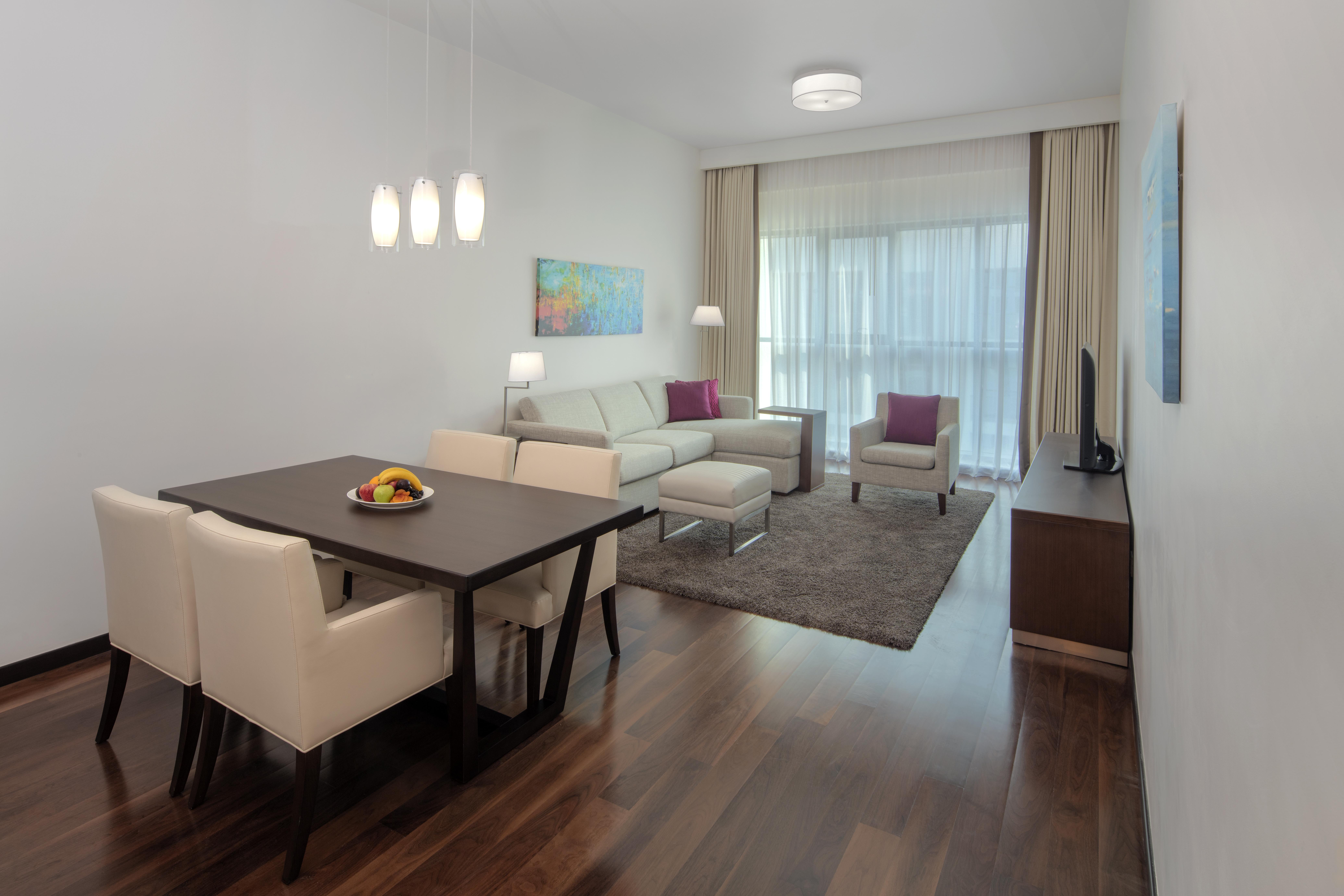 Hyatt Place Jumeirah 4*