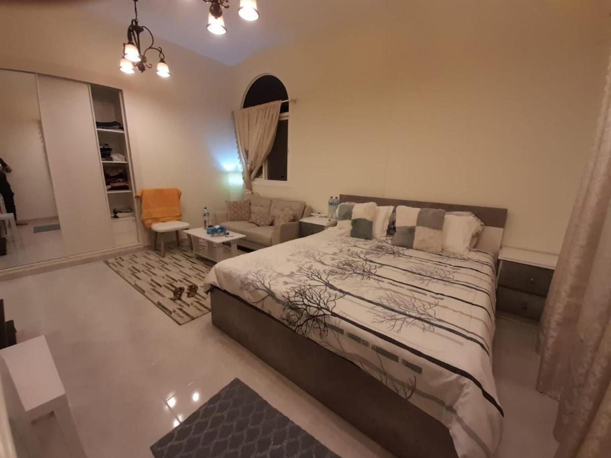 Spacious 2 Bedroom With Maid For Families *