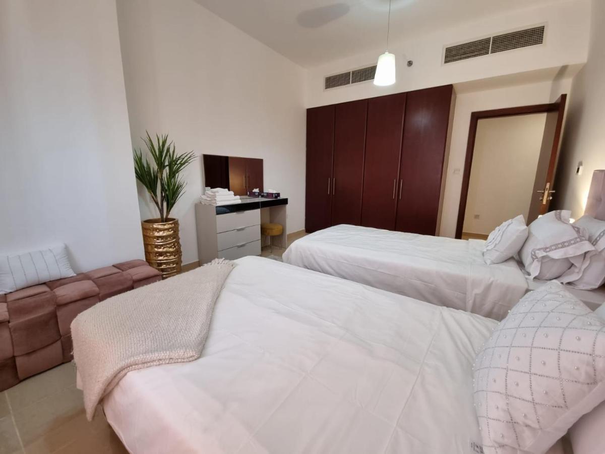 Jbr Full Sea View, 3601,2 Bhk Apartment *