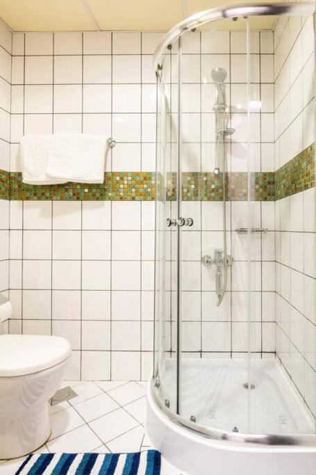 La Buena Vida Homes - Luxe 1bd, Boutique Full Lakeview 1m To Metro, & Almas Tower Daire