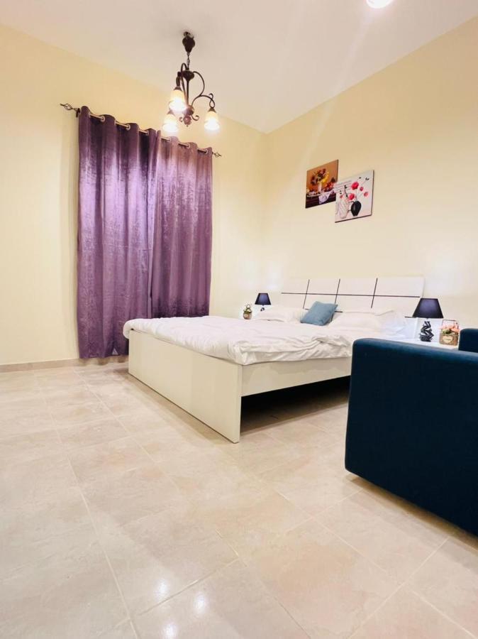 Spacious 2 Bedroom With Maid For Families * Dubai