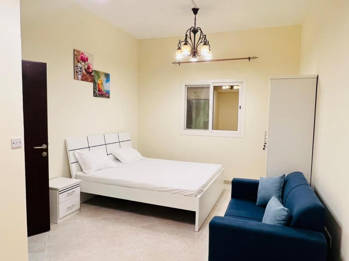 Apartment Spacious 2 Bedroom With Maid For Families