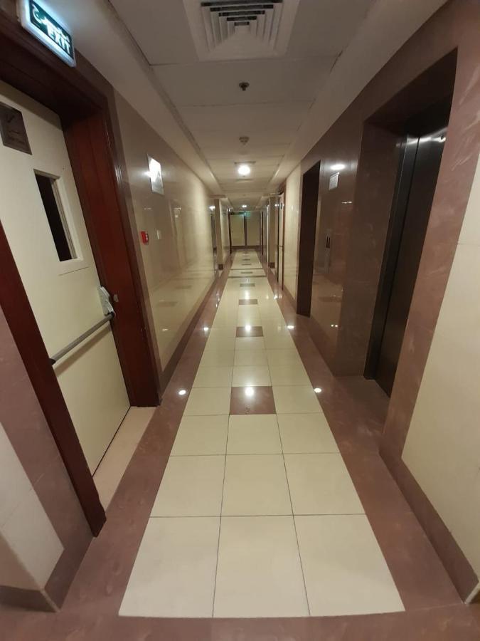 Apartment Spacious 2 Bedroom With Maid For Families *