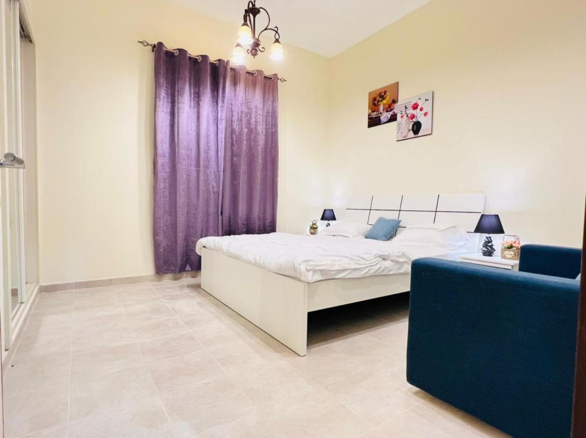 Apartment Spacious 2 Bedroom With Maid For Families Dubai