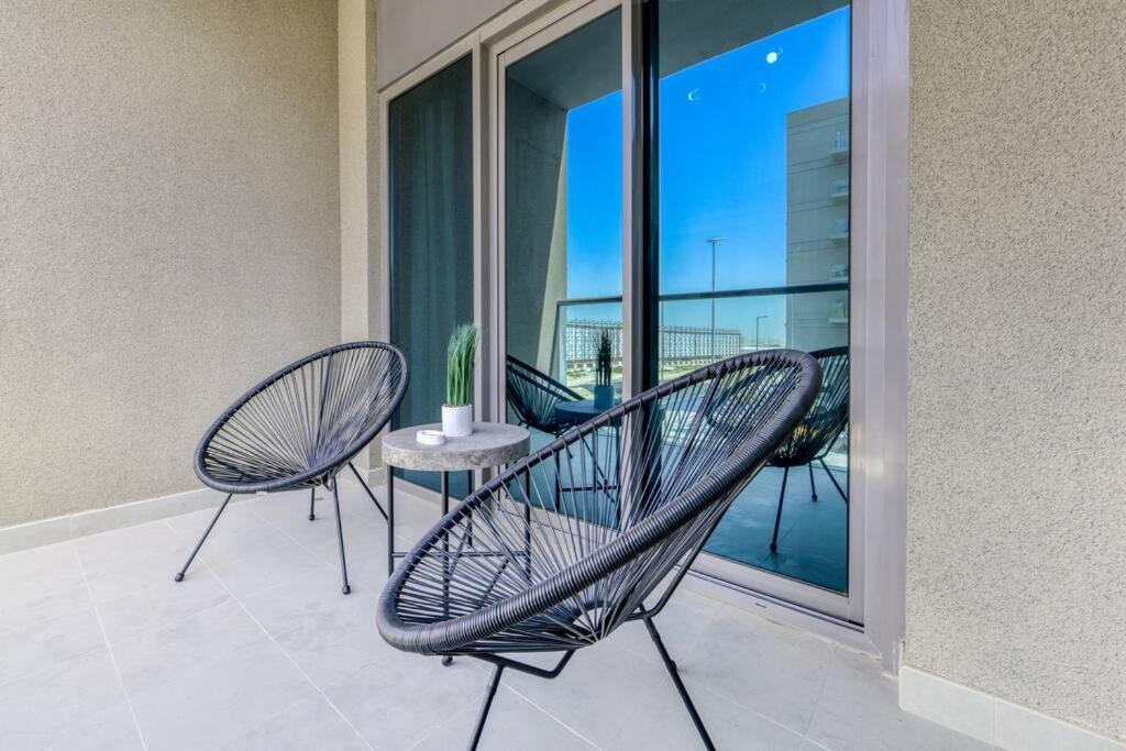 Chic Spacious 1 Bedroom In South. Dubai