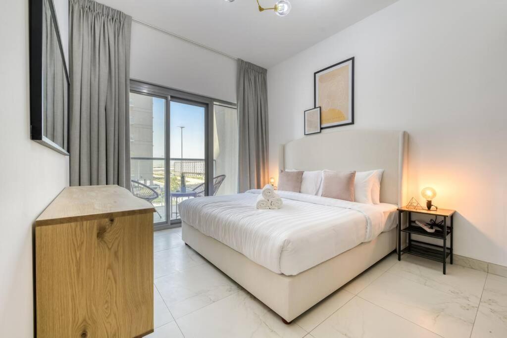 Chic Spacious 1 Bedroom In South. Dubai