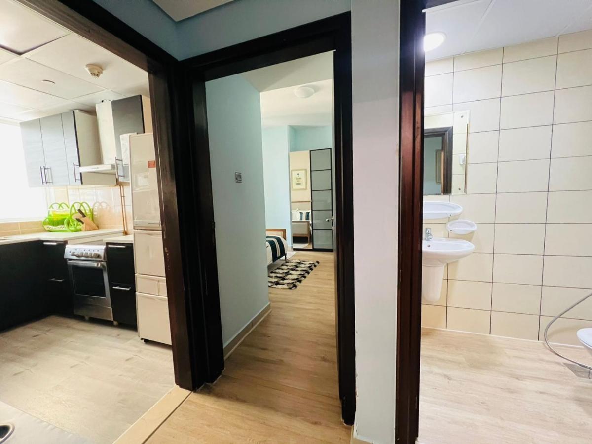 Entire Private Self Catered Marina Daire *