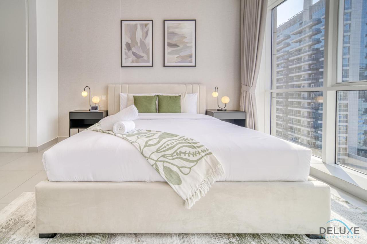 Of The Week Stylish 1br With Partial Burj Views By Deluxe Homes