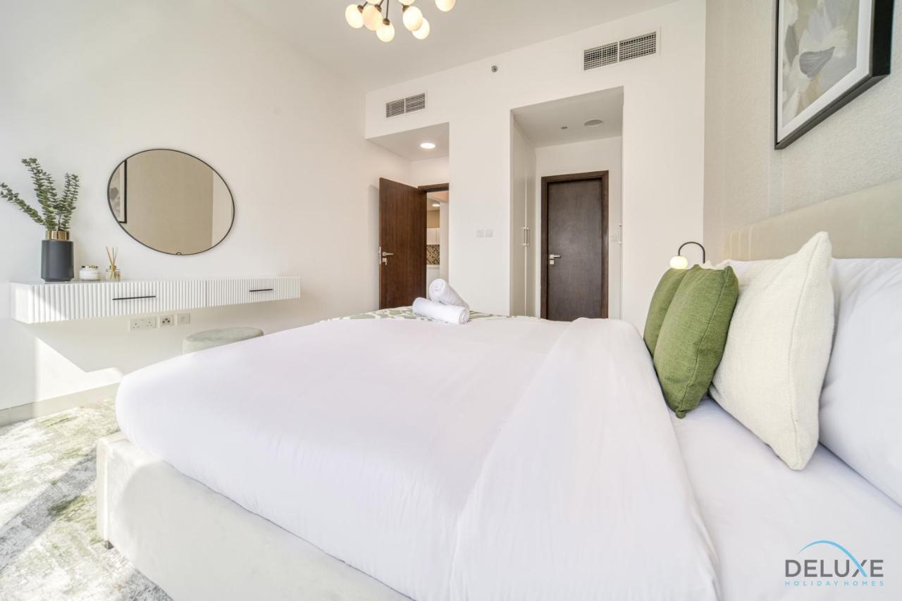 Of The Week Stylish 1br With Partial Burj Views By Deluxe Homes Apartment
