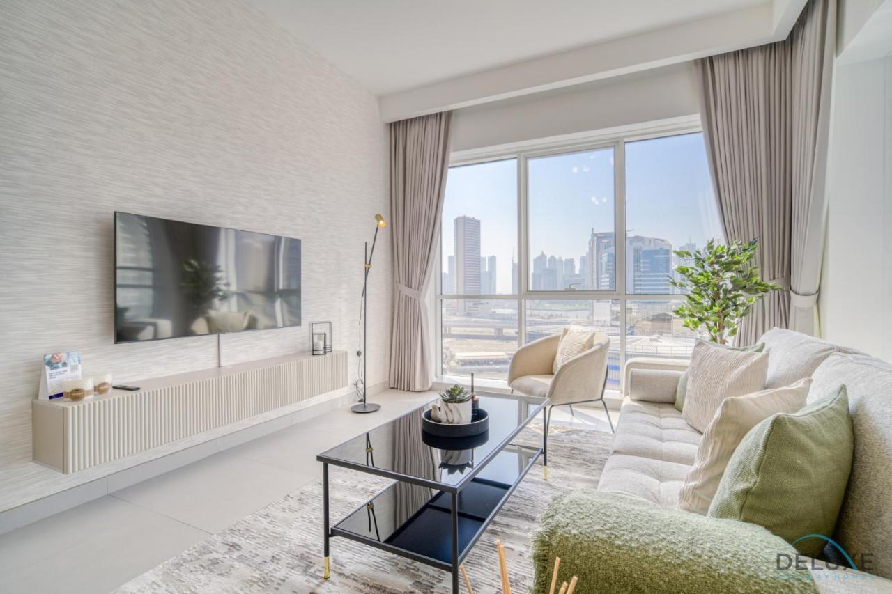 Of The Week Stylish 1br With Partial Burj Views By Deluxe Homes Apartment *