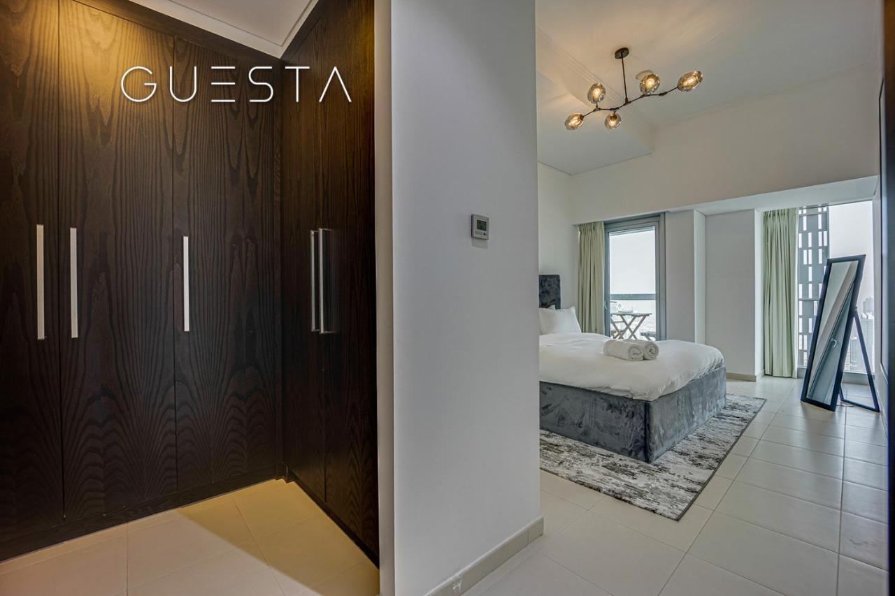 Cayan Tower, Marina Apartment