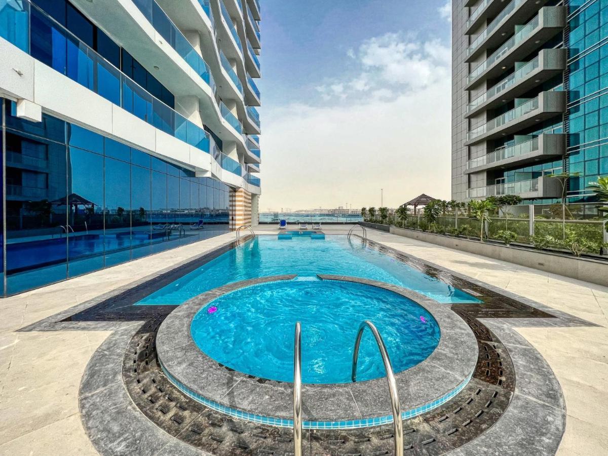 The Smart Concierge - Waves By Kasco *