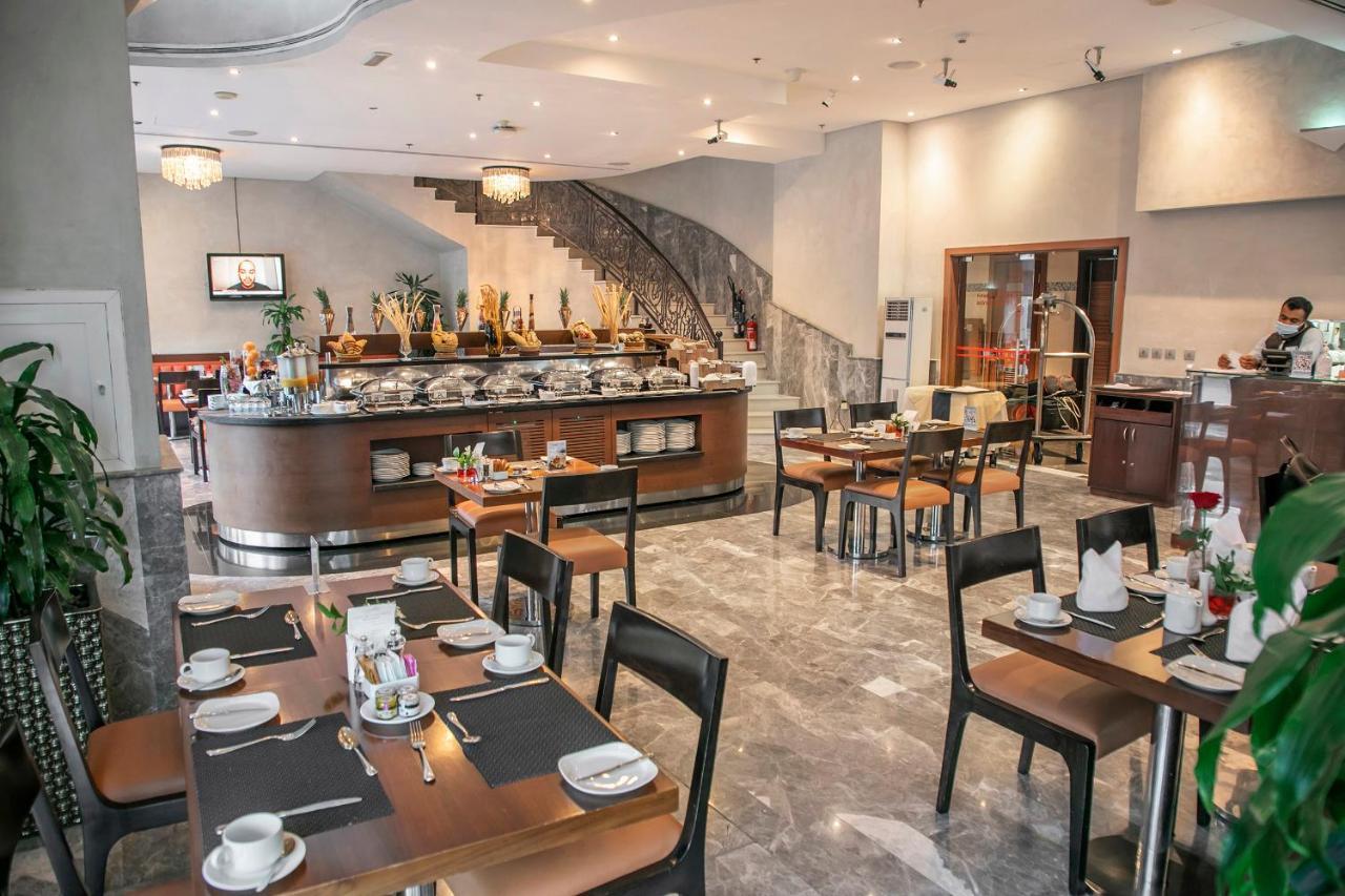 Aparthotel Premiere - 4*
