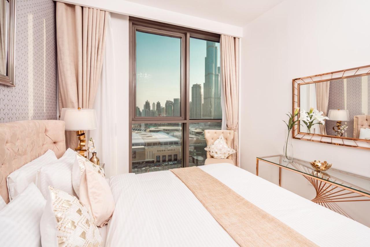 Elite Royal Apartment: Panoramic Burj Khalifa View & Mall Access *