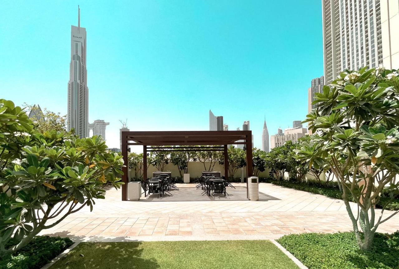 Elite Royal Apartment: Panoramic Burj Khalifa View & Mall Access Apartment Dubai