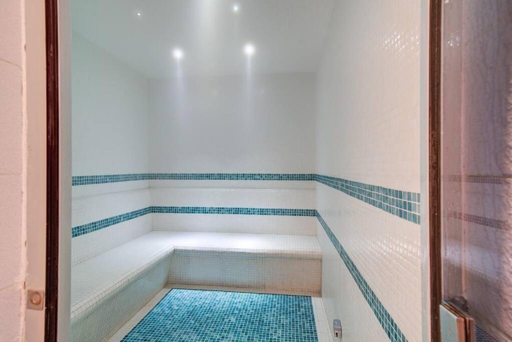 Lovely In Business Bay Apartment *