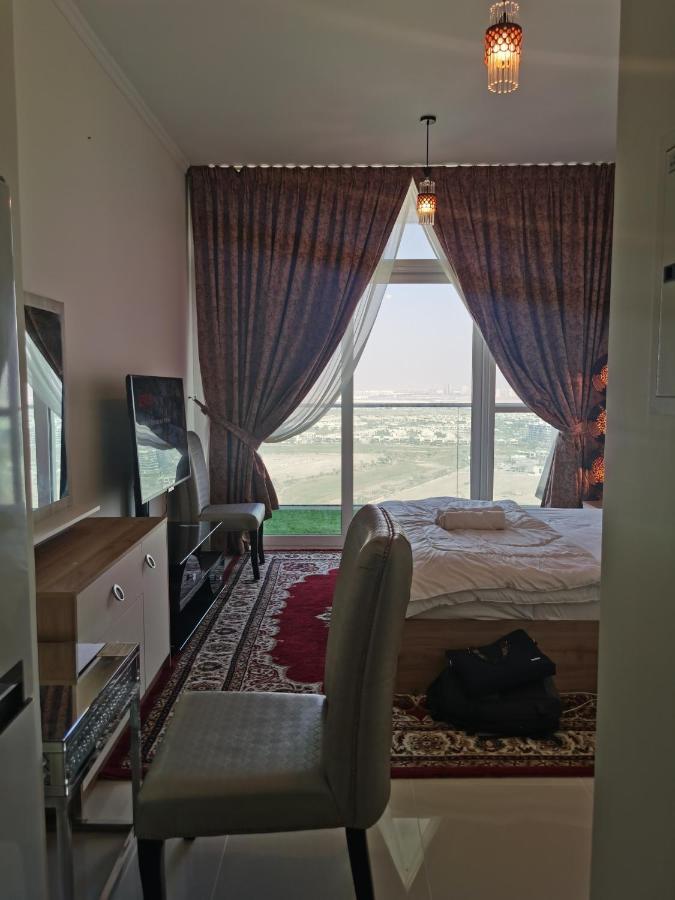 Heaven Escape Surrounded By Stunning Golf View High Floor -netflix-gym-pool -perfect Vacations *