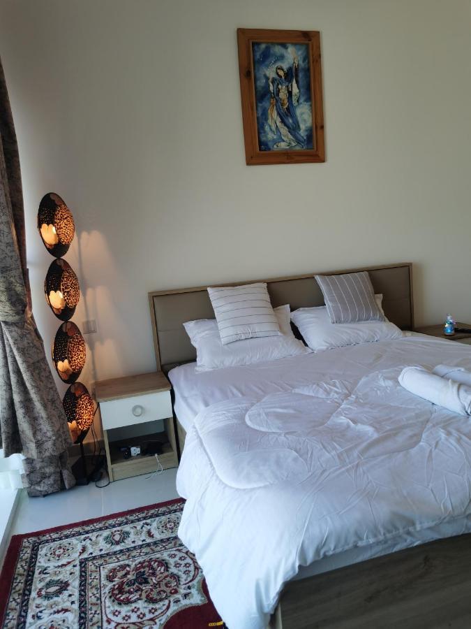 Heaven Escape Surrounded By Stunning Golf View High Floor -netflix-gym-pool -perfect Vacations * Dubai