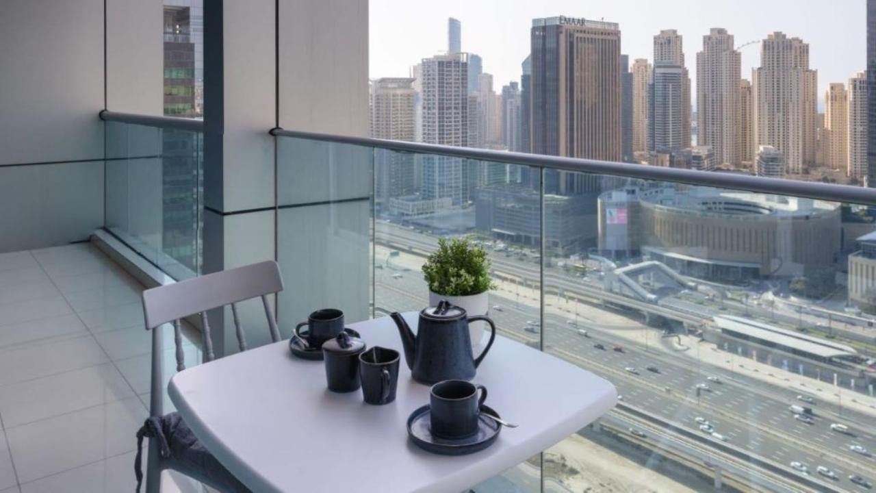 Spacious 1bdr In Jlt I Armada Tower I View Apartment *