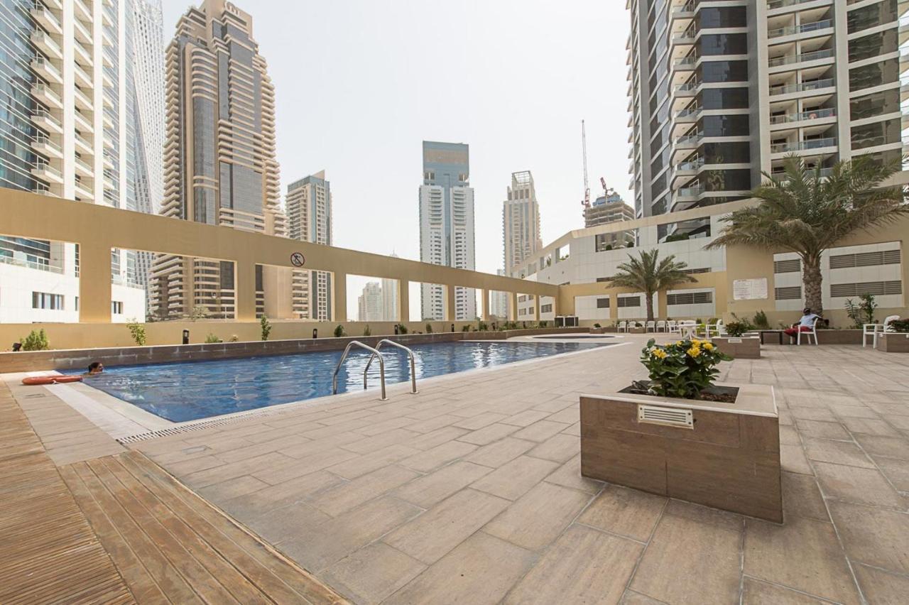 Apartment Modern At Royal Oceanic Jbr By Deluxe Homes *