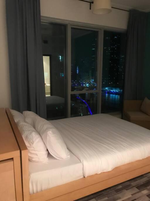Marina/jbr Emaar-beauport Tower *