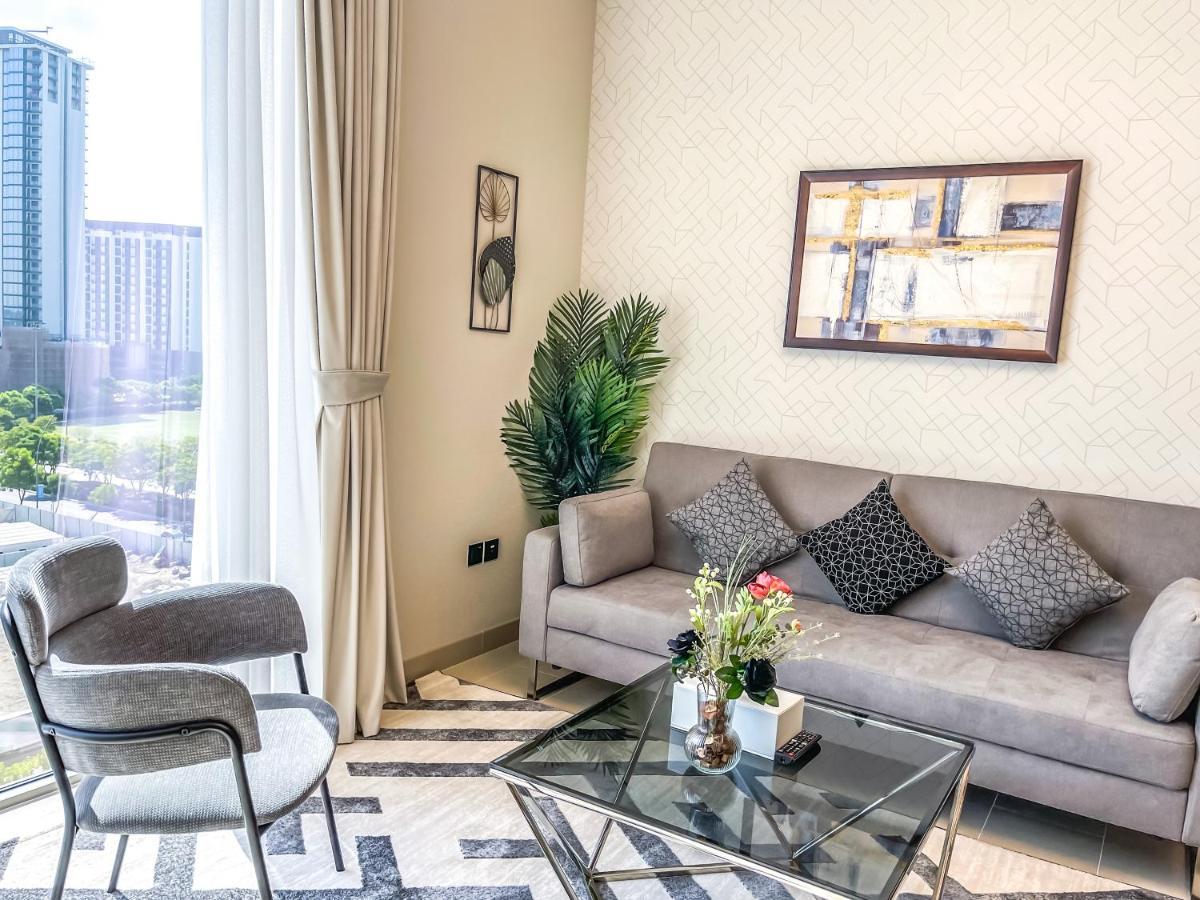 By Latinem 2br Holiday Cv B514 Near Burj Khalifa Daire