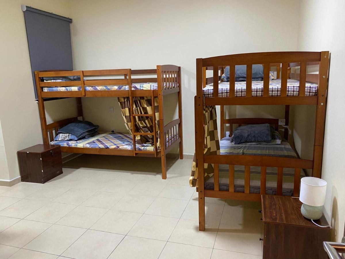Delhi Backpackers * Dubai