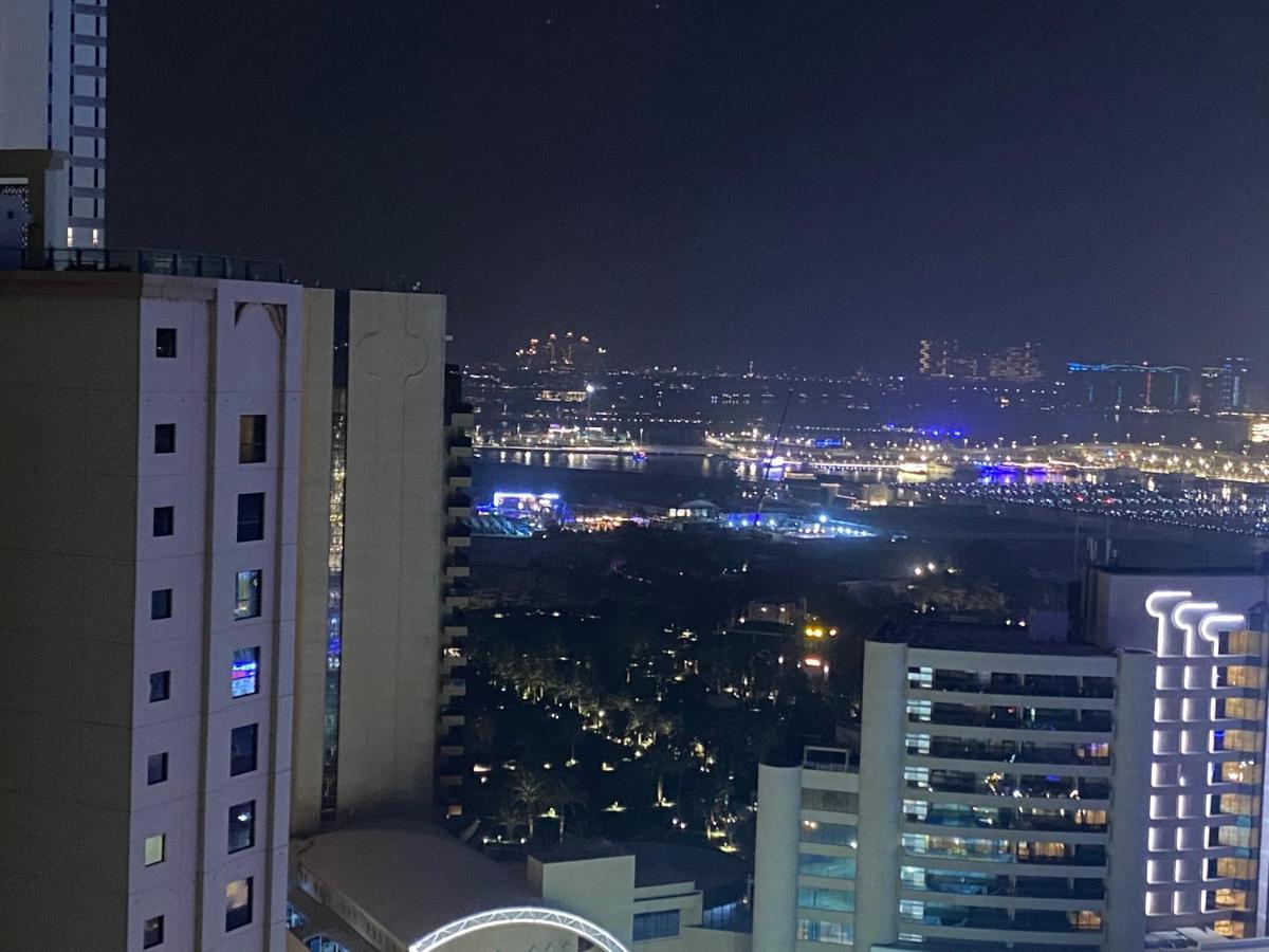 Delhi Backpackers * Dubai