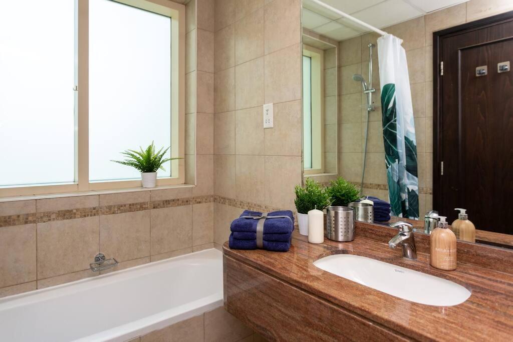 Apartment Royal Oceanic - Fantastic In Marina - Jbr Dubai