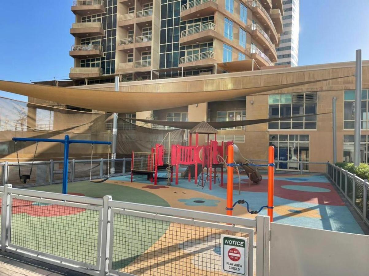 Apartment Near Metrocozy & Comfy 1br In Jlt *