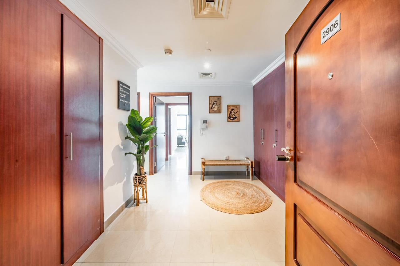 Spacious 3br With 180˚ Marina Views Apartment Dubai