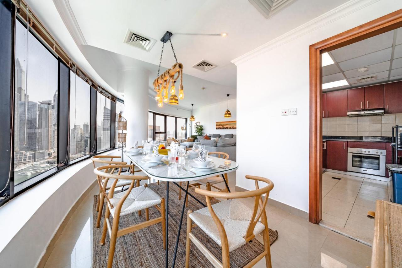 Spacious 3br With 180˚ Marina Views Apartment Dubai