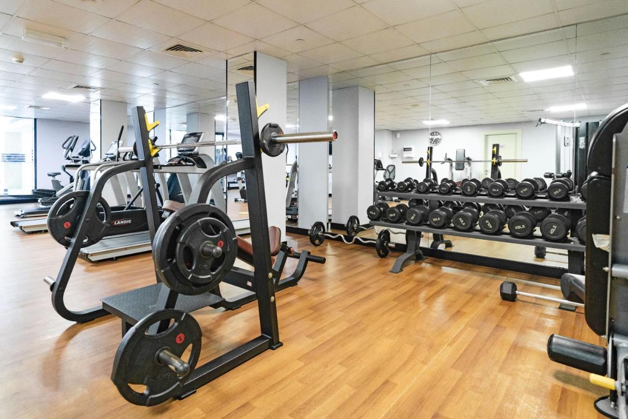 Spacious 3br With 180˚ Marina Views Apartment Dubai