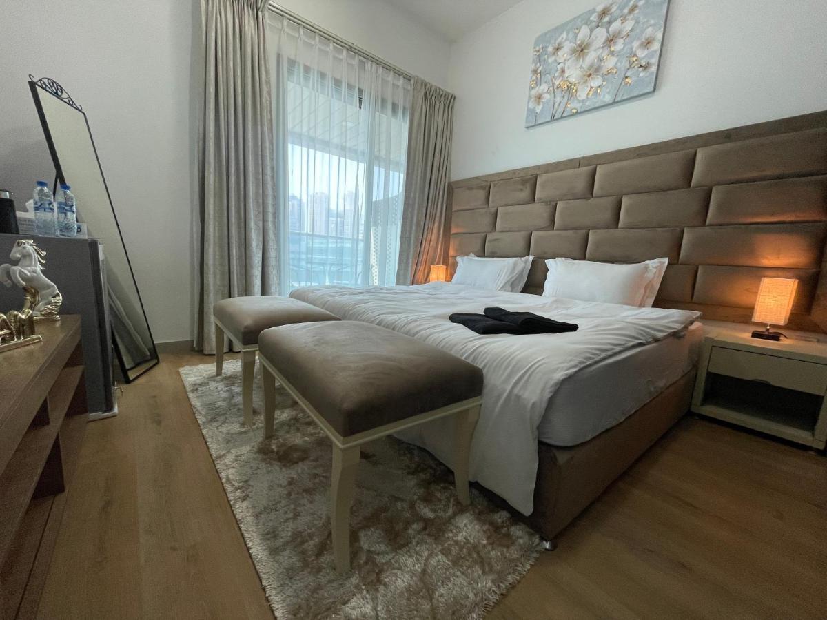 Homestay Private Gorgeous With Marina View With Shared Kitchen In Shared