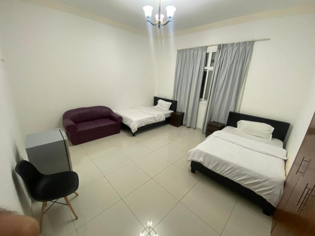 Cozy And Small Partitions For Men Guests In * Dubai