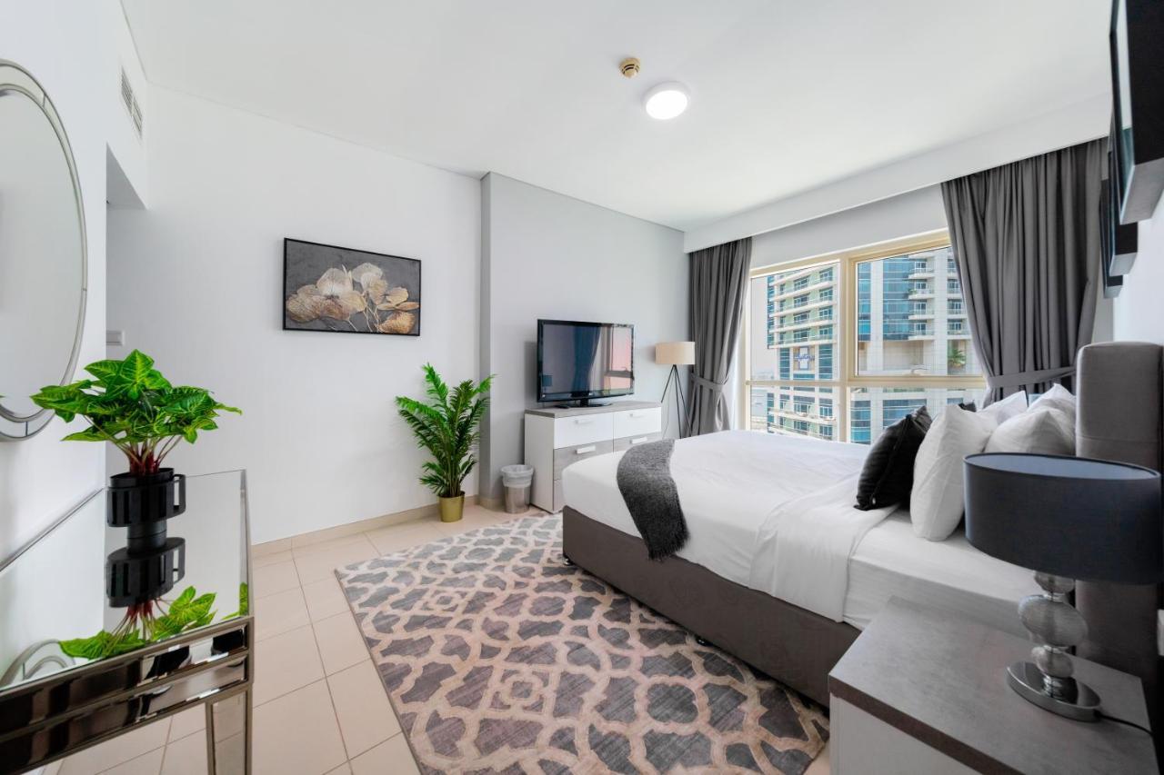 Daire Eden's Homes & - Royal Oceanic