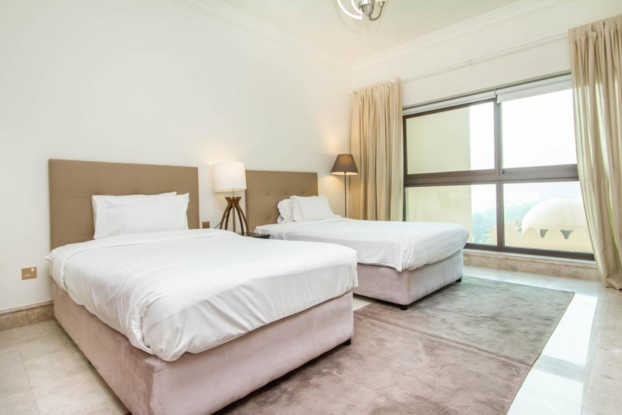 Bespoke Homes - Palm Jumeirah- 2 Bedroom & Pool Access, South * Dubai