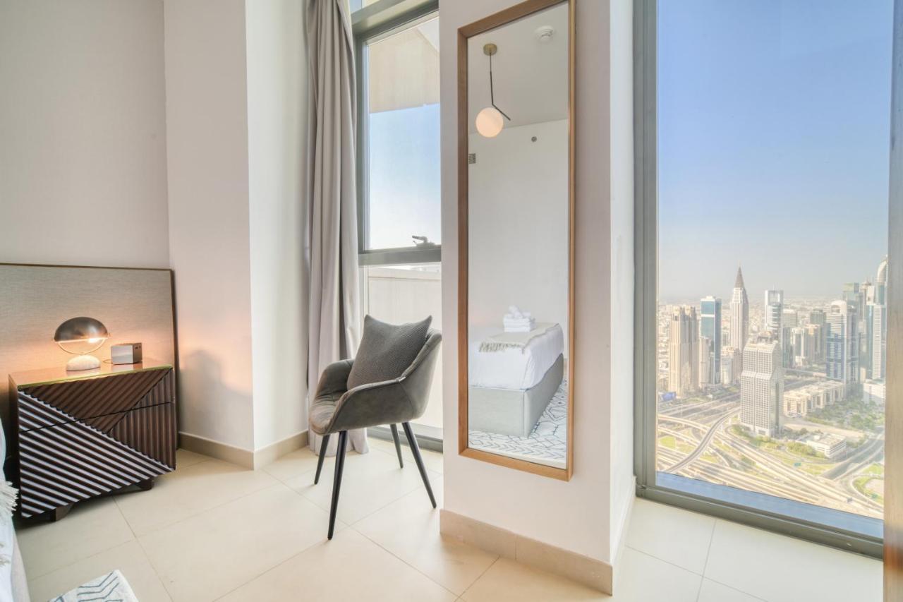 Burj Vista, Downtown - Burj Khalifa View - Mint Apartment *