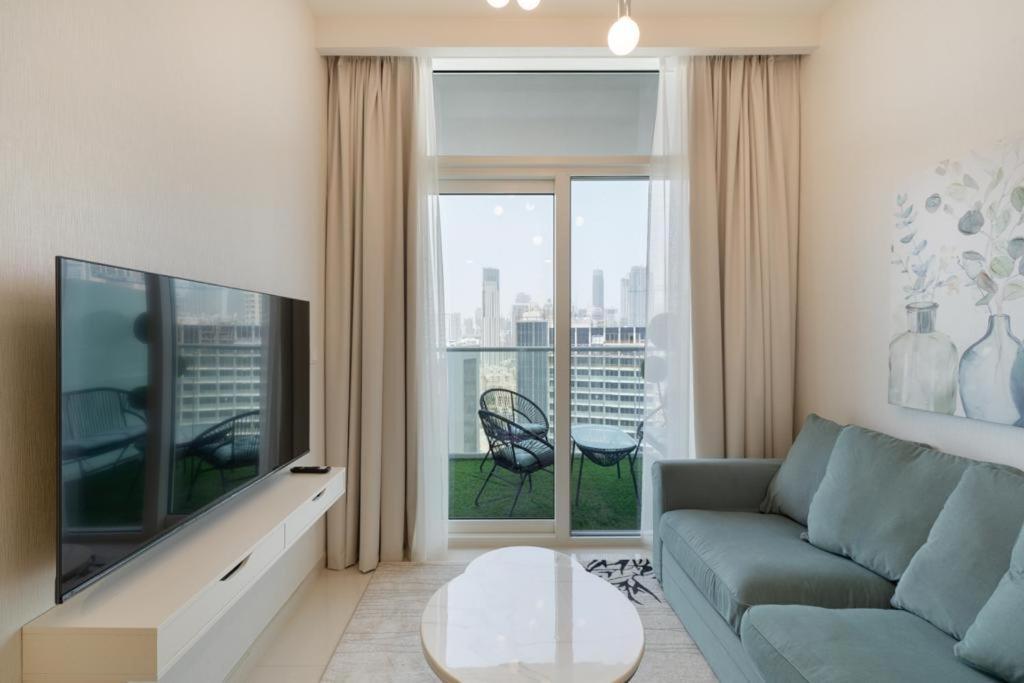 Brand New 1br- Business Bay - Burj Khalifa View Apartamento