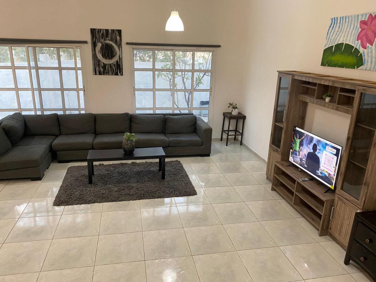 Comfortable Private In Compound Housing