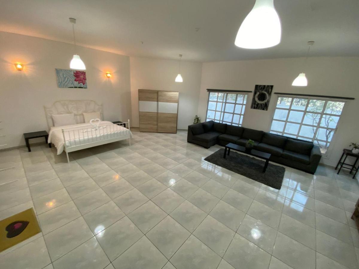 Guest house Comfortable Private In Compound Housing