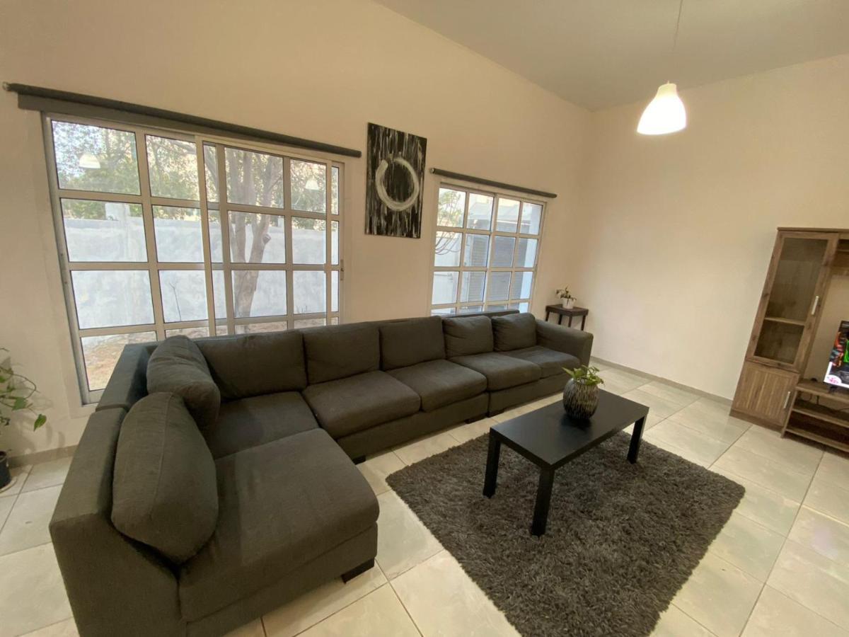 Comfortable Private In Compound Housing Guest house *