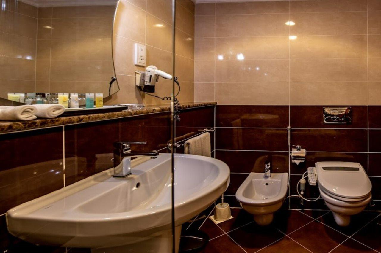 Riviera 4*