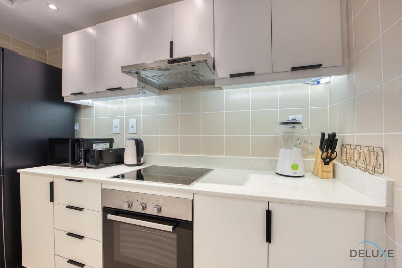 Elegant 2br At The Point Marina By Deluxe Homes Apartment Dubai