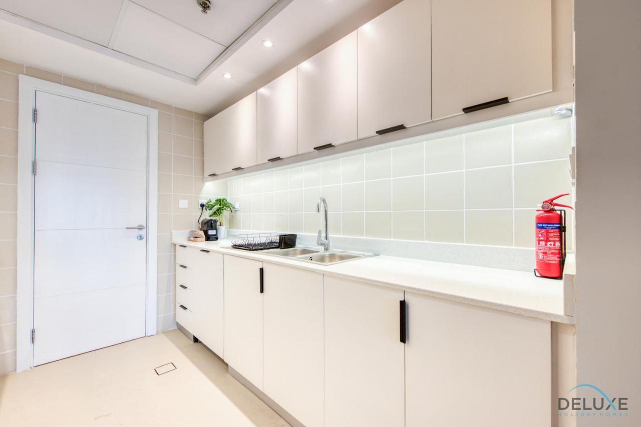 Apartment Elegant 2br At The Point Marina By Deluxe Homes *
