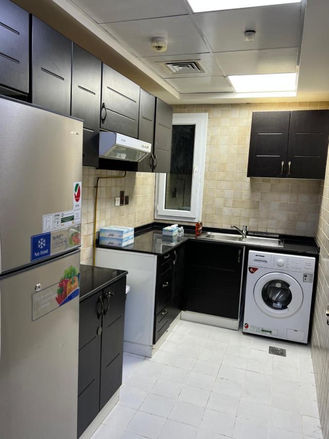 Grand Pearl For Boys Hostel *
