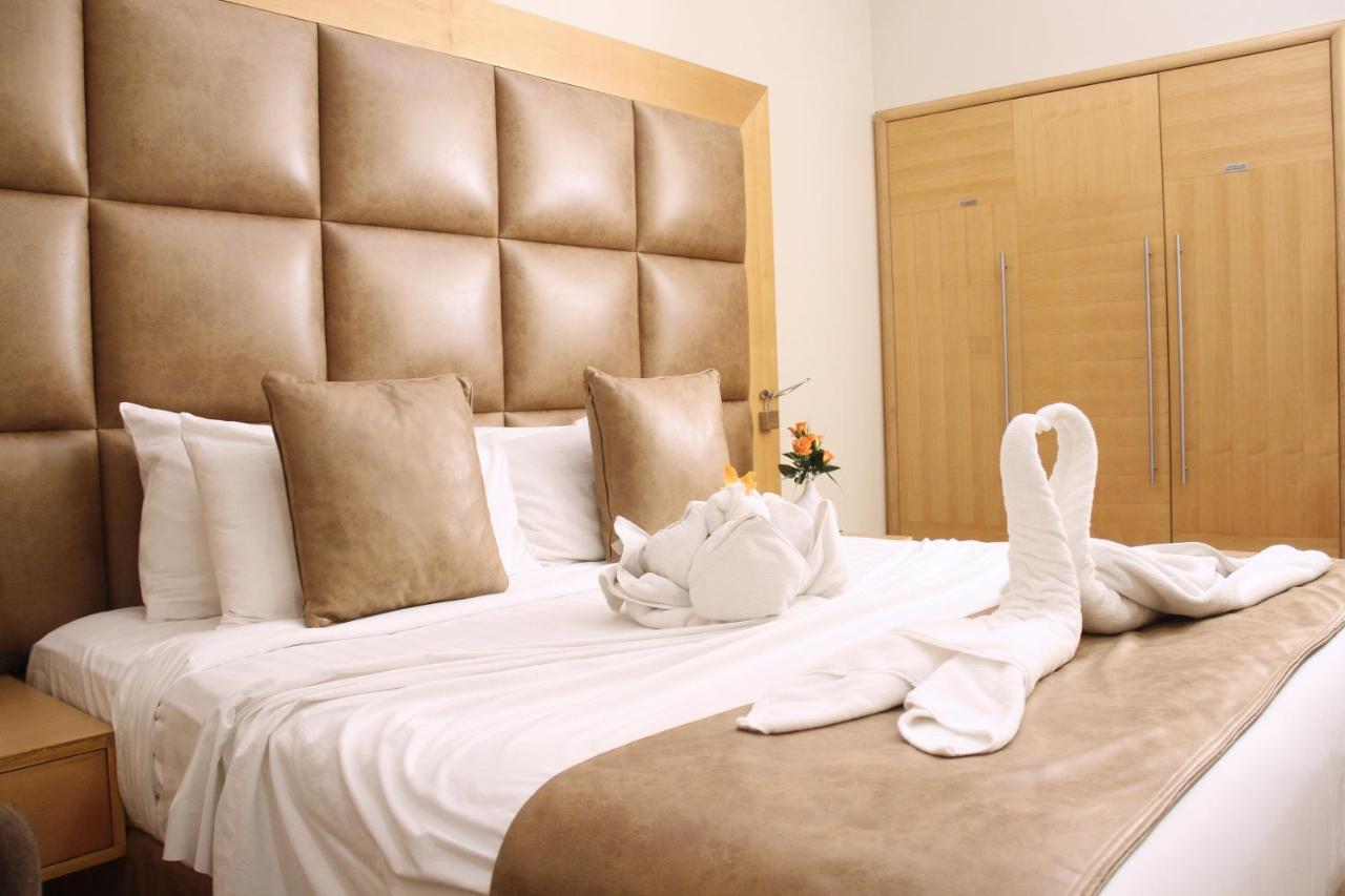 Otel The Leela 4*
