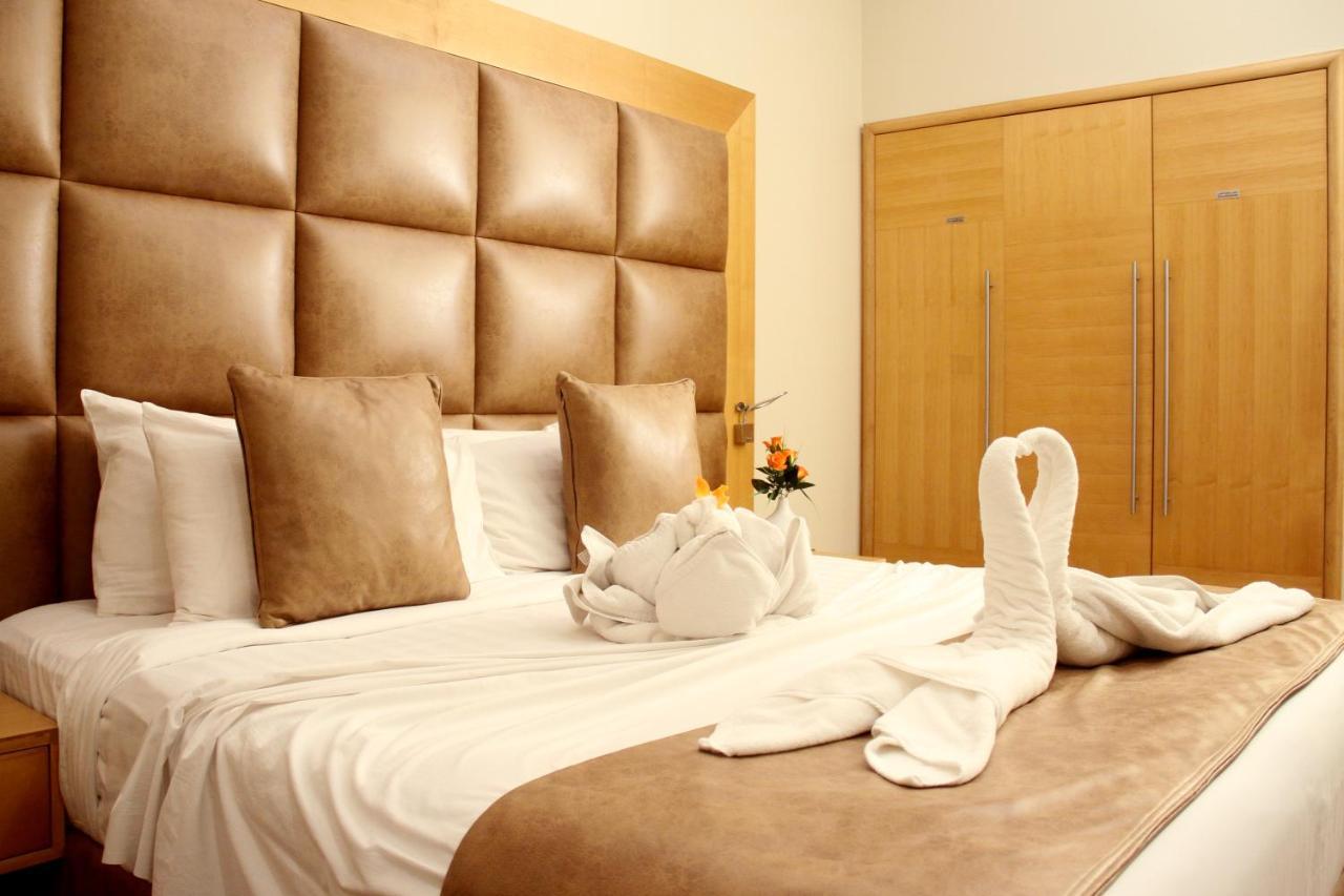 Hotel The Leela 4*